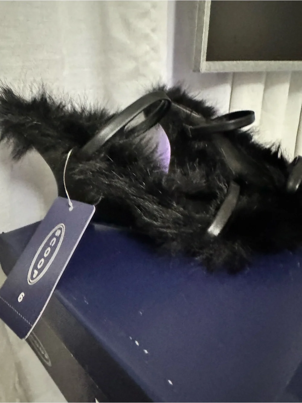 Scoop NYC Black Faux-Fur Wedge Sandals